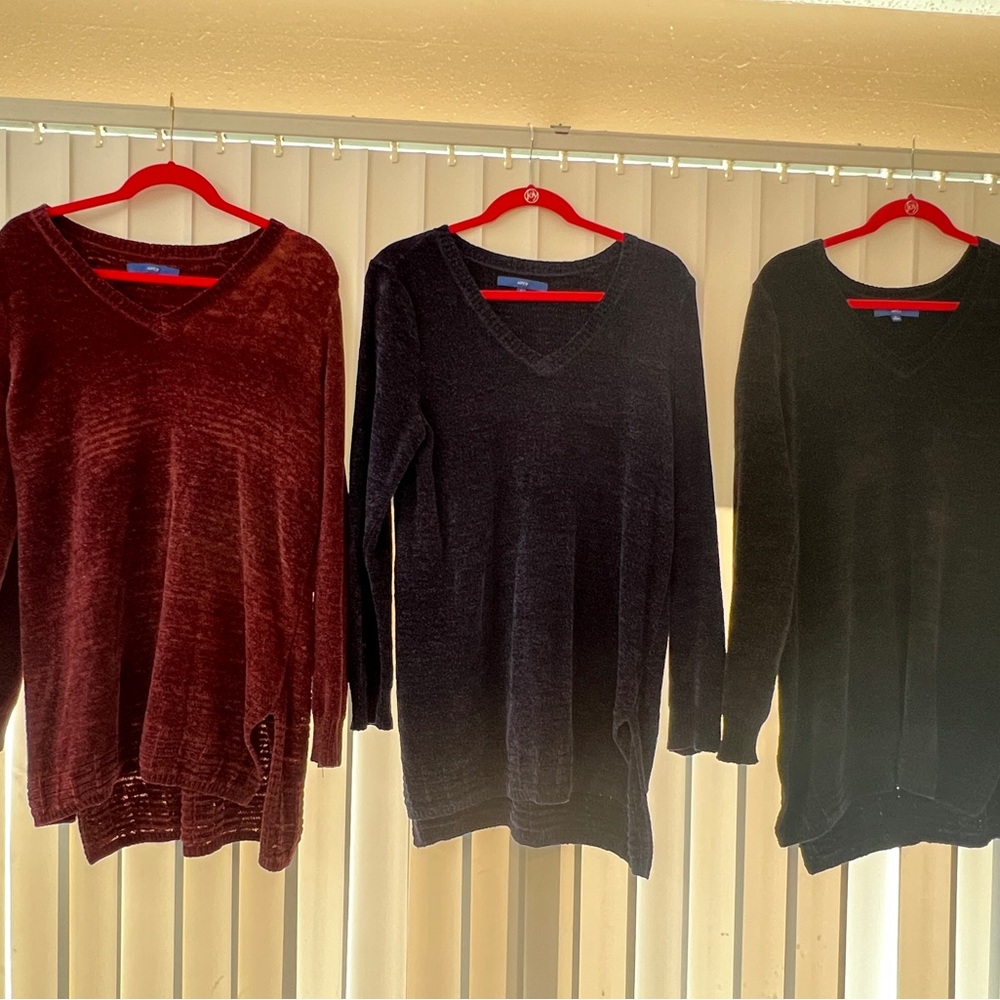 3 large Apt. 9 pullover long sleeve winter shirts will not split